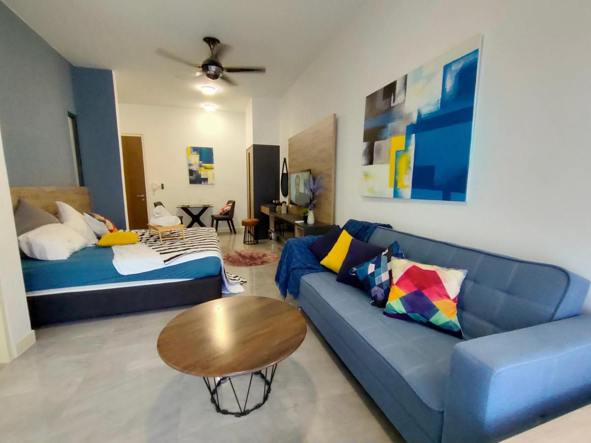 Imperio Homestay Private Bathtub Melaka Town - Near Jonker Street المظهر الخارجي الصورة